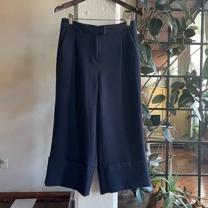 Wide leg cropped trousers